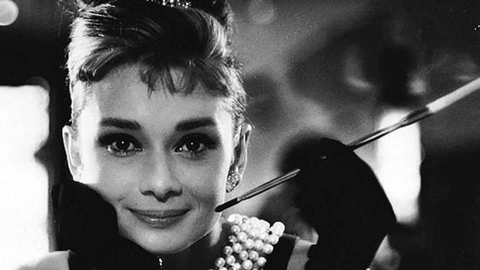 Audrey Hepburn: l’intramontabile icona di stile Audrey Hepburn credits: donnemagazine.it