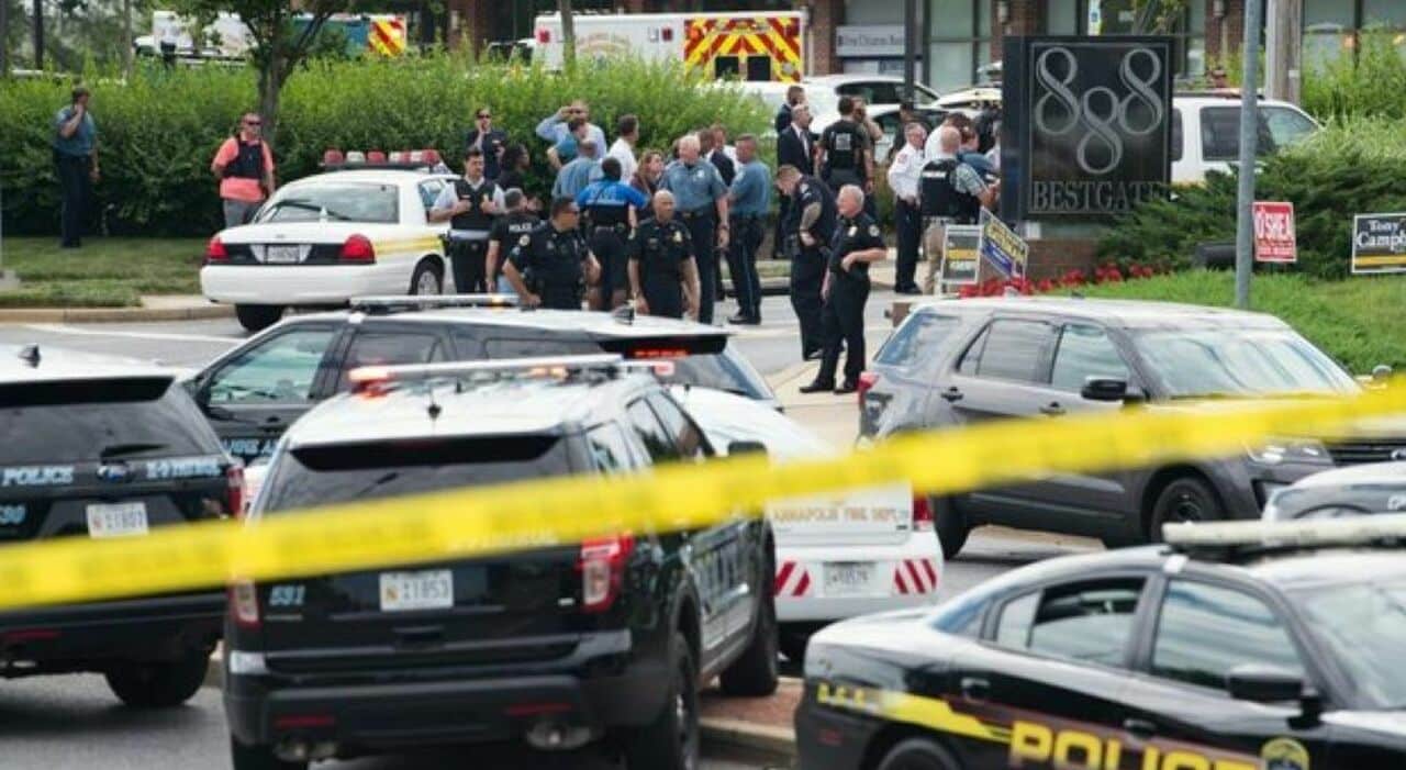 Entra e spara in un ospedale a Tulsa: 4 morti e 10 feriti