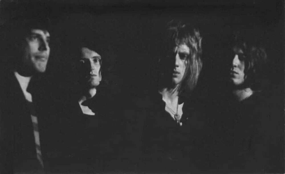 Queen: primo live con “sorriso”
