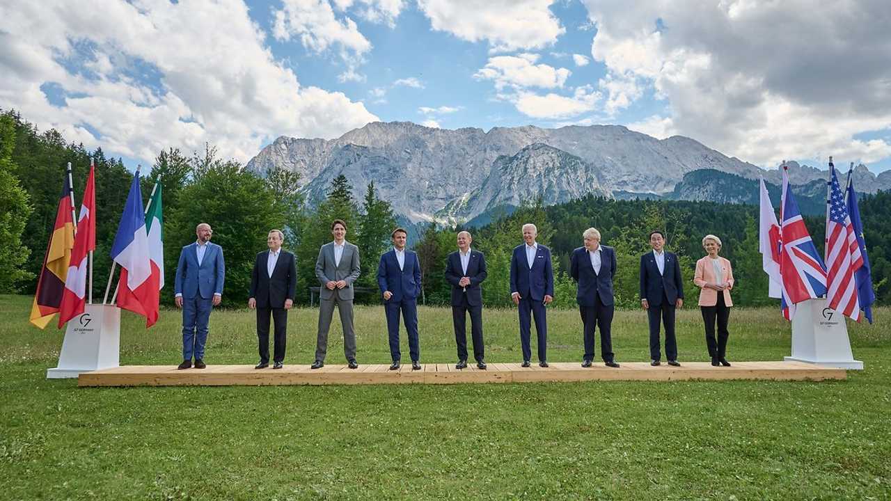 G7: deciso il price cap al prezzo del petrolio russo g7 price cap russo
