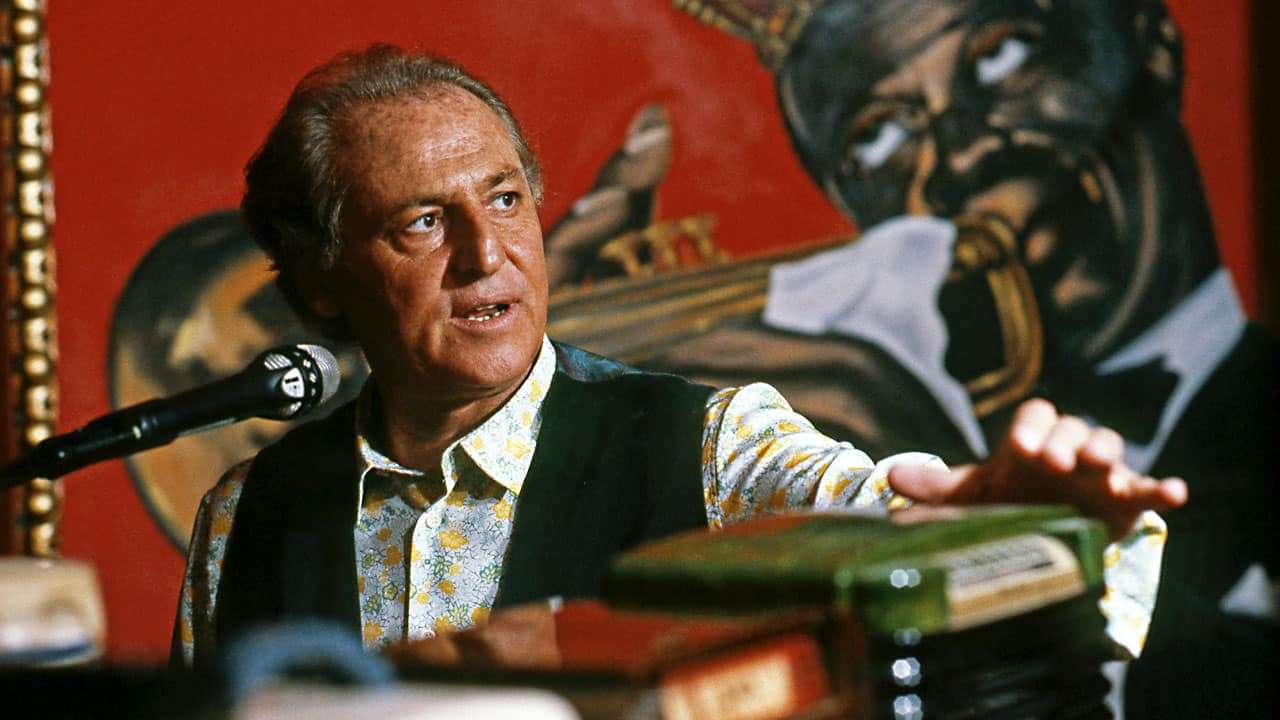 Renzo Arbore, la formula del diverso renzo Arbore