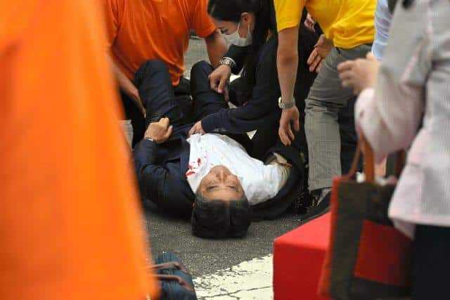 Giappone: attentato ex premier Shinzo Abe, condizioni critiche