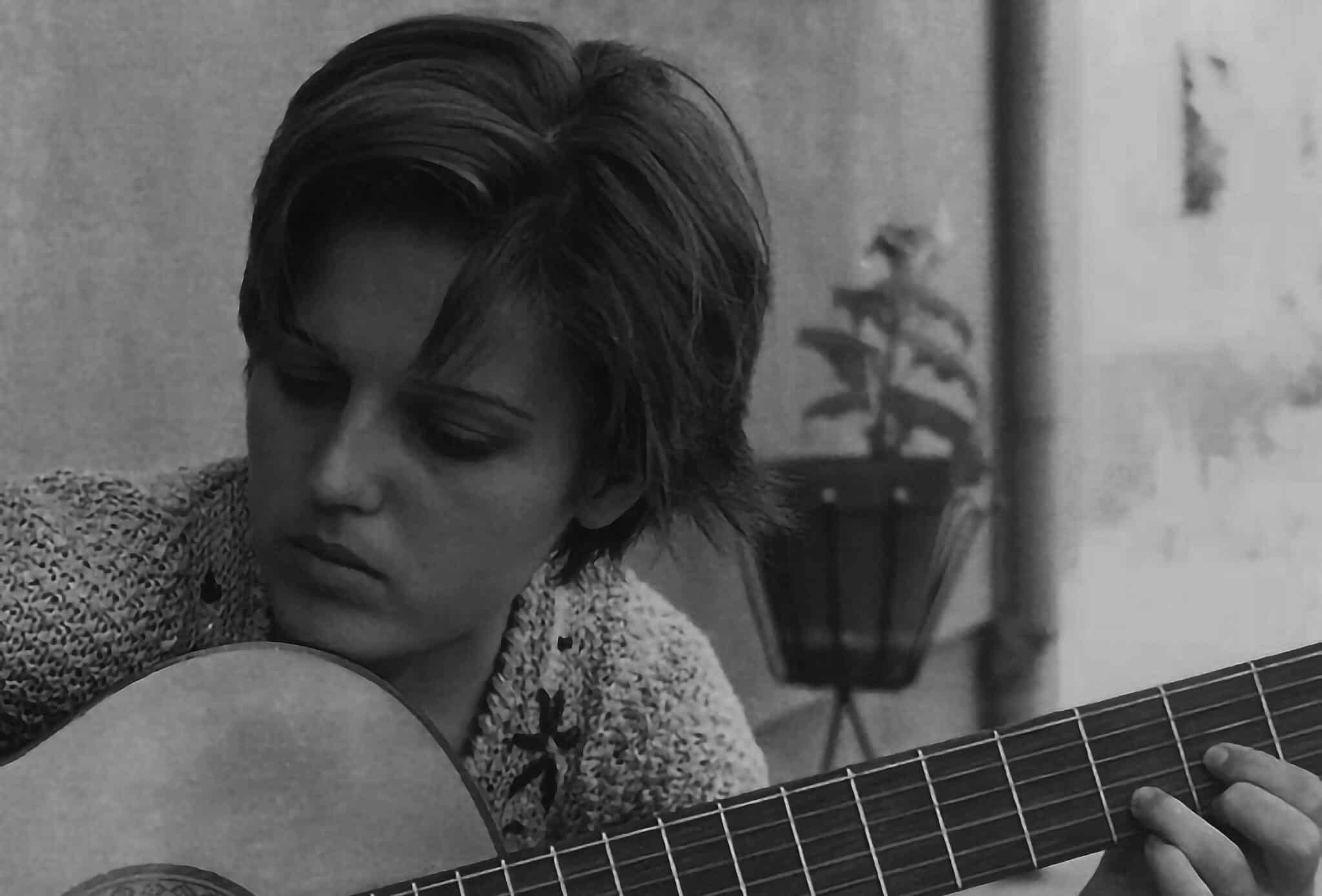 Nadia Campana, la forza della frammentazione dell’io Nadia Campana, fonte avampostopoesia.com
