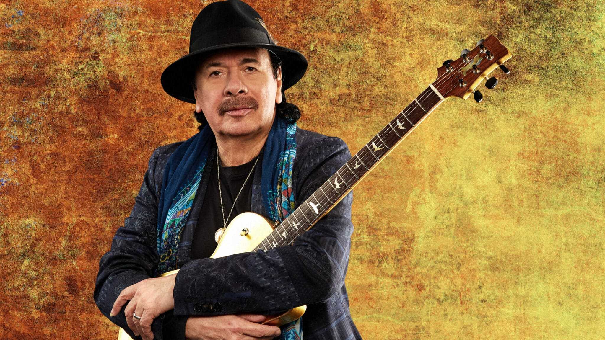 Paura per Santana: malore durante un concerto in Michigan santana malore