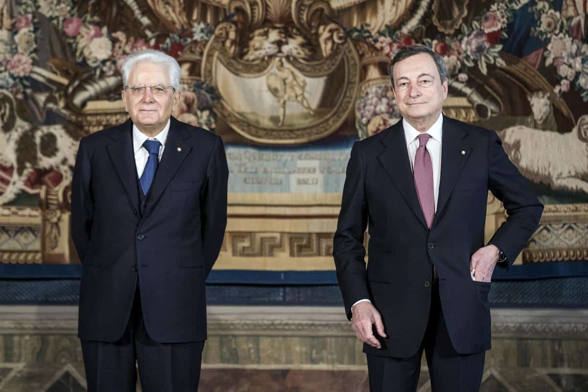 Draghi: il governo crolla se M5S non vota la fiducia su Dl Aiuti draghi governo m5s