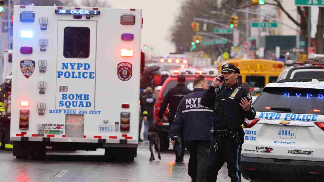 Due italiani trovati morti in albergo a New York