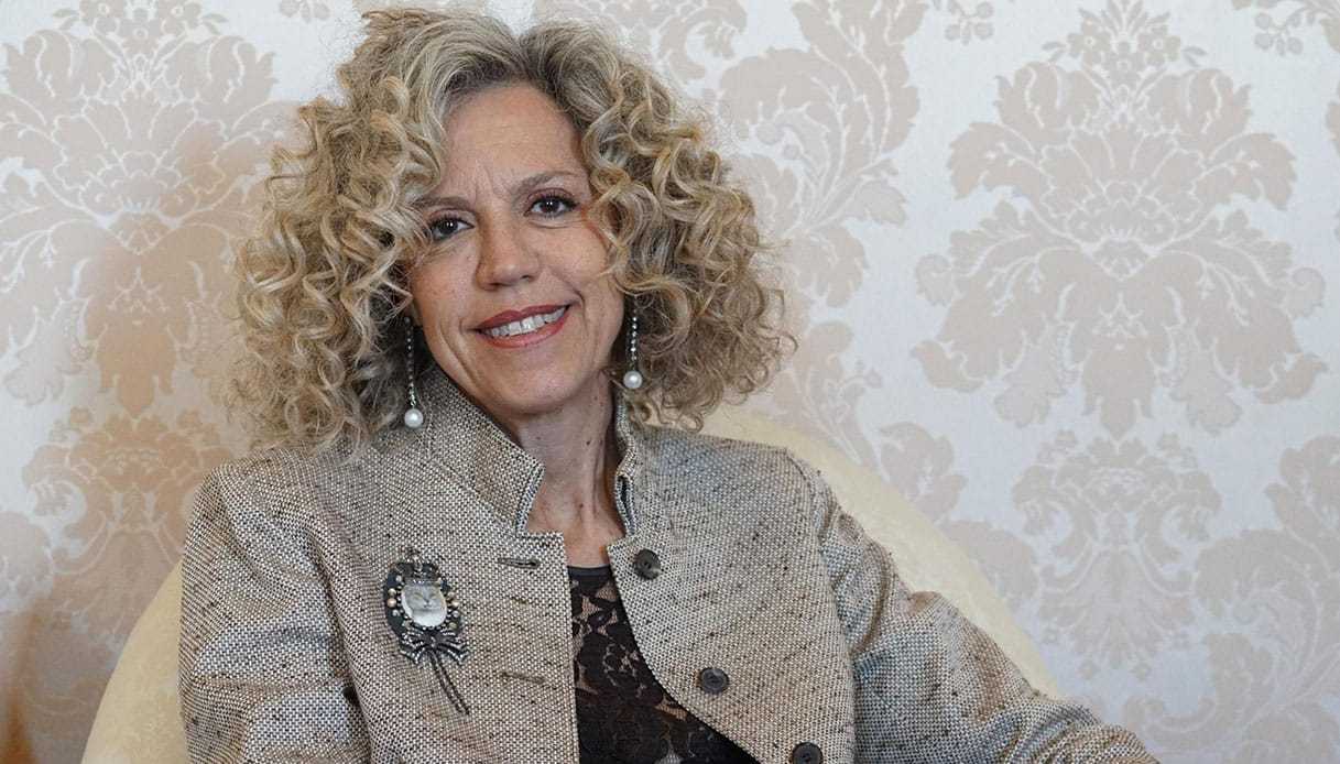 Monica Cirinnà reclama i soldi trovati nella cuccia del cane