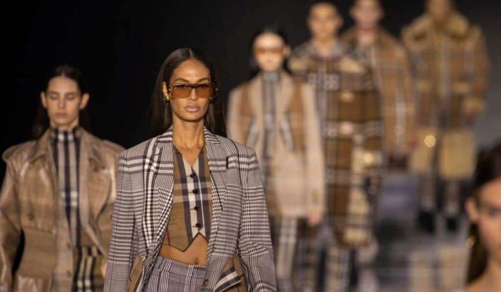 London Fashion Week, Burberry