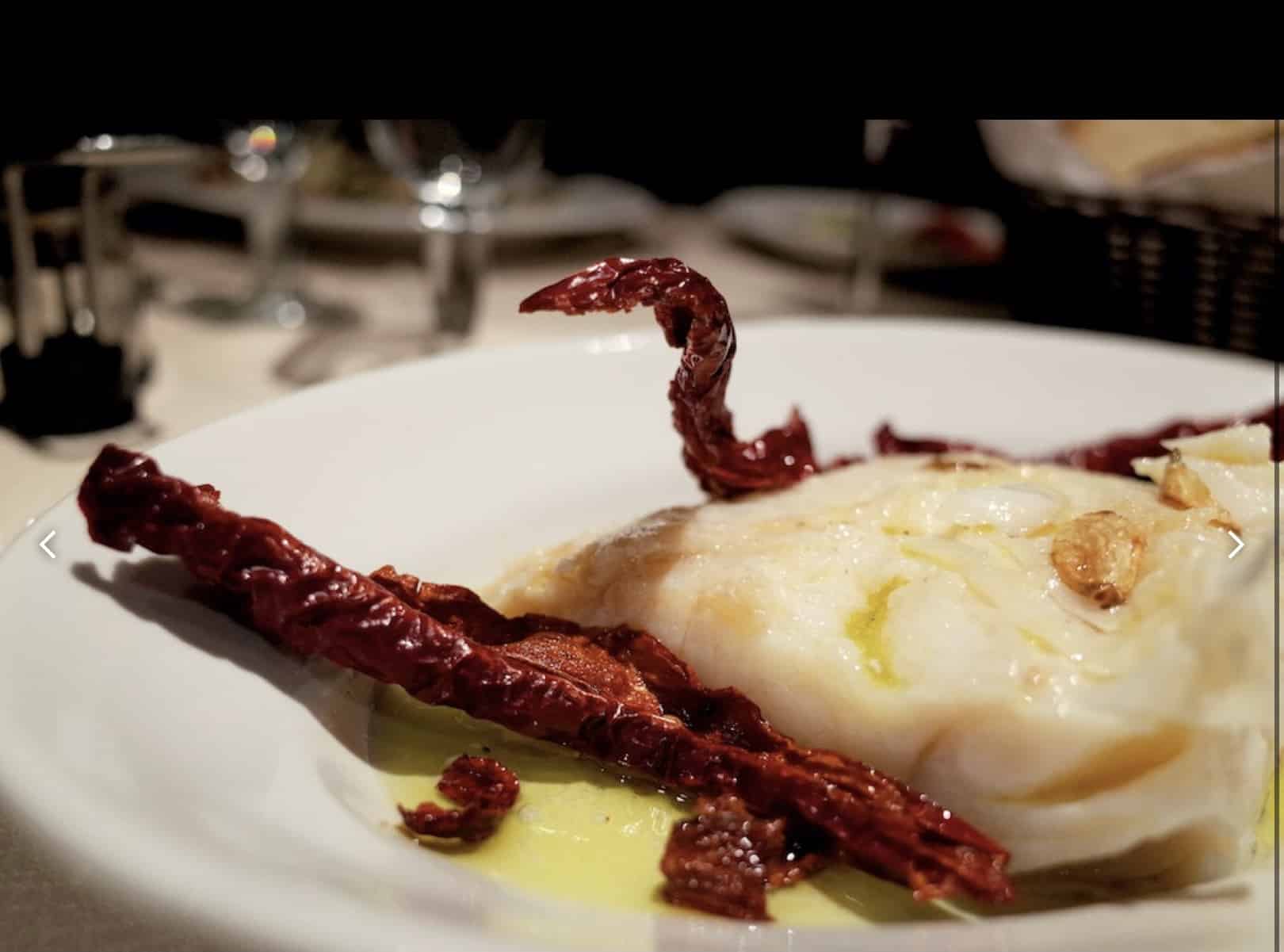 Torna in voga la cucina ibrida Surf and Turf degli anni ‘80 Cucina Smurf and turf photo credits wikipedia