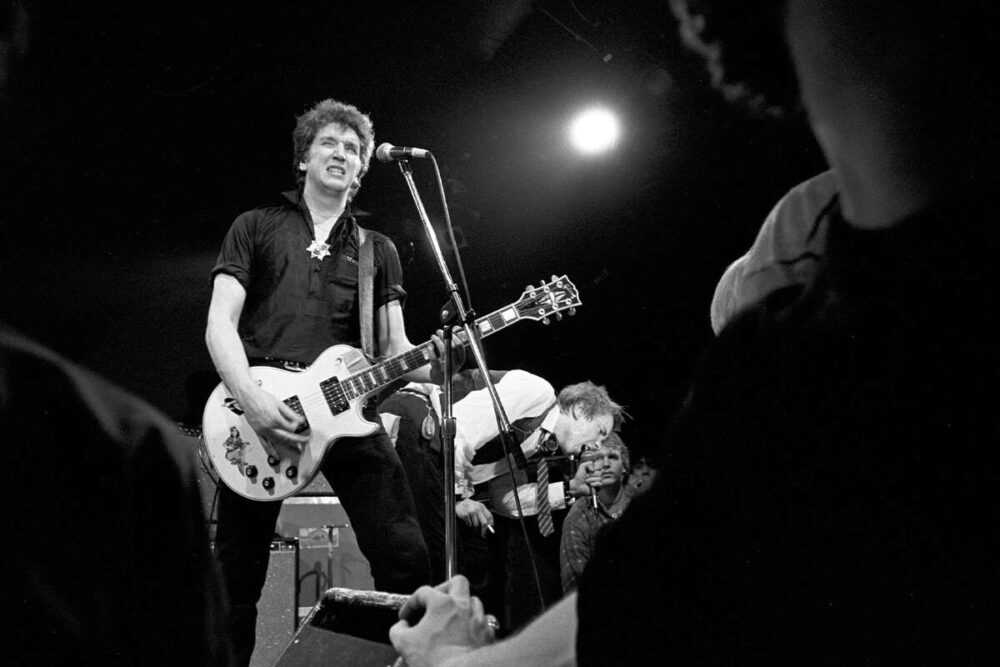 Steve Jones ed i successi con i Sex Pistols