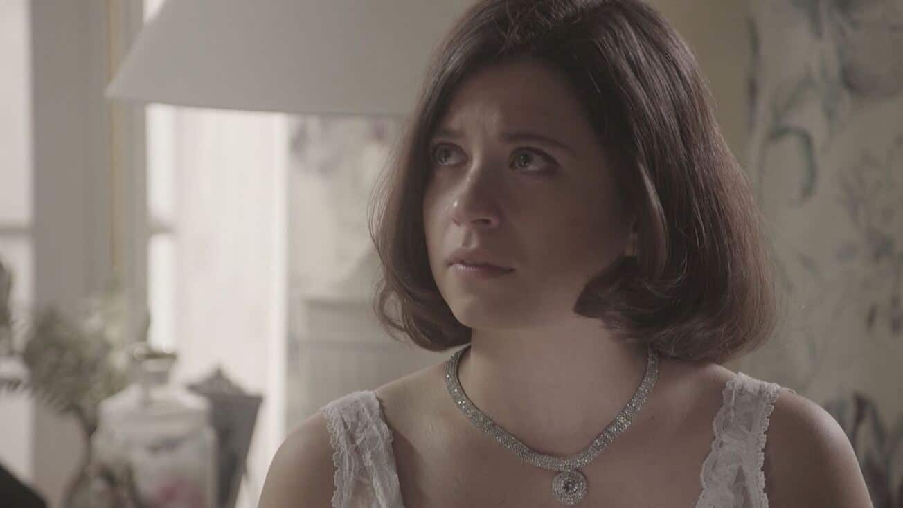 “Un Altro Domani”, anticipazioni del 5 settembre: la confidenza di Julia un altro domani 5 settembre