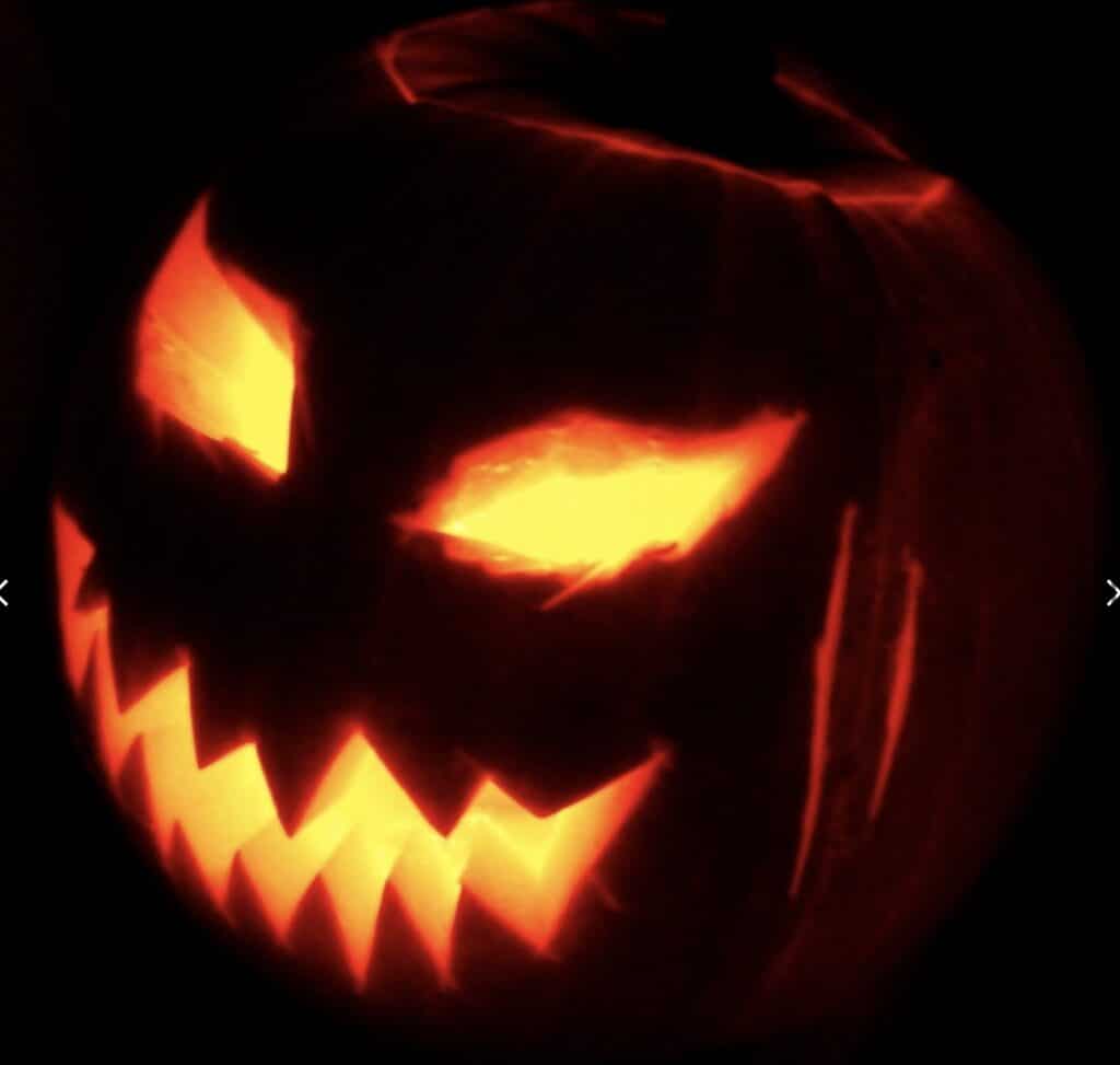 Zucca intagliata halloween photo credits wikipedia