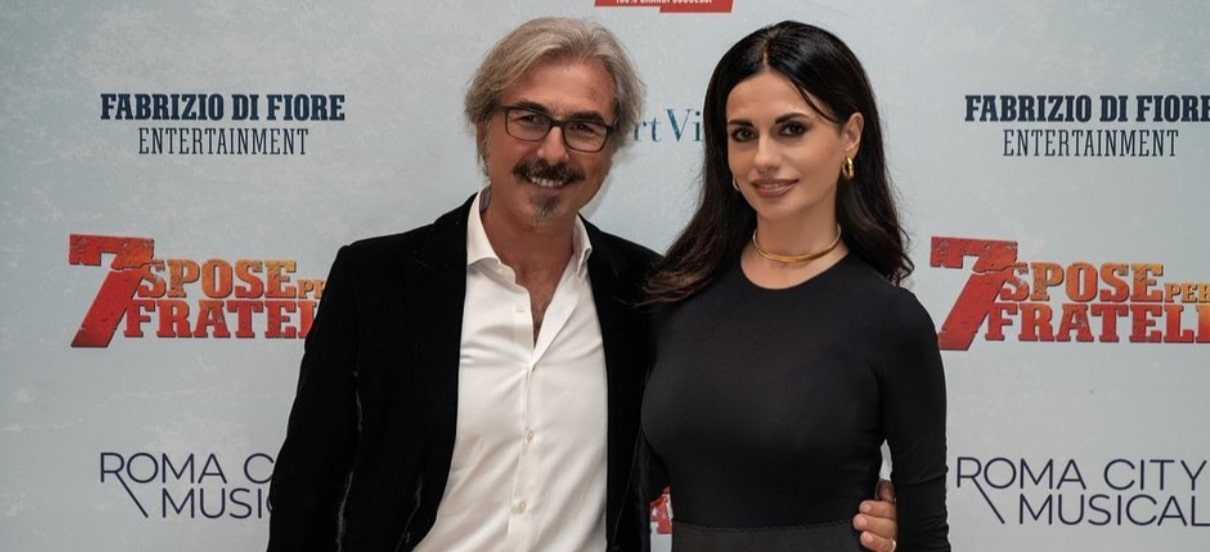 Rossella Brescia, il fidanzato è il coreografo Luciano Cannito: “Dopo il primo bacio in ascensore non ci siamo più guardati Rossella Brescia ed il fidanzato Luciano Cannito