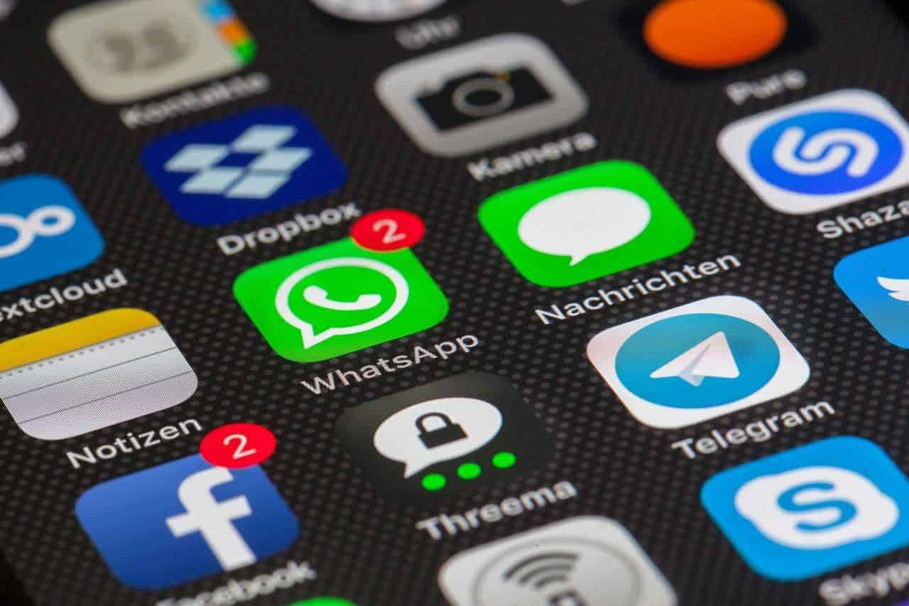 WhatsApp, se scrivi sempre “Buongiorno” a tutti potresti essere bannato per sempre: ecco il motivo WhatsApp