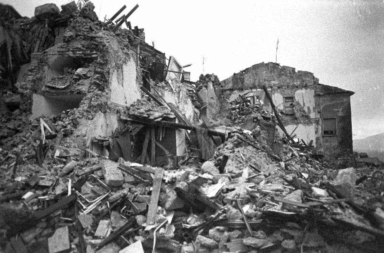23 novembre 1980: il sisma che ha devastato l’Irpinia Il sisma che nel 1980 sconvolse l'Irpinia - Photo Credits 3bmeteo.com