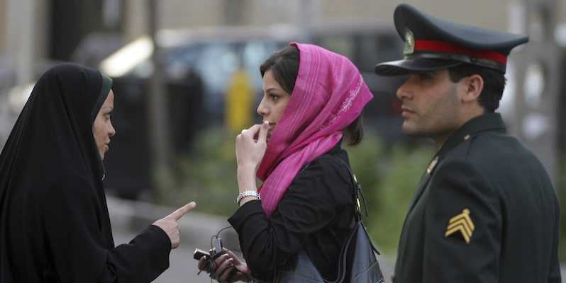 Iran: Montazeri annuncia abolizione polizia morale, ma Al Jazeera non conferma