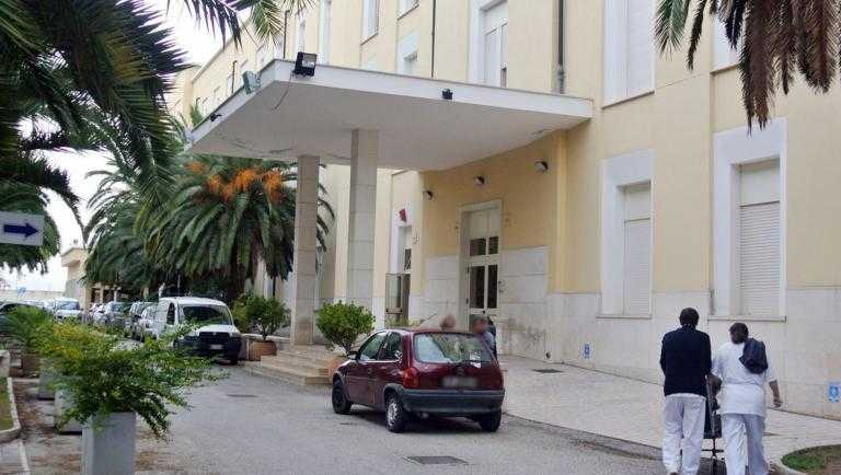 Foggia, abusi e violenze su pazienti psichiatriche: arrestati 15 operatori sanitari