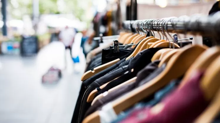 Oltre 10mila articoli a misura di ogni personalizzazione su Gedshop.it: abbigliamento e gadget
