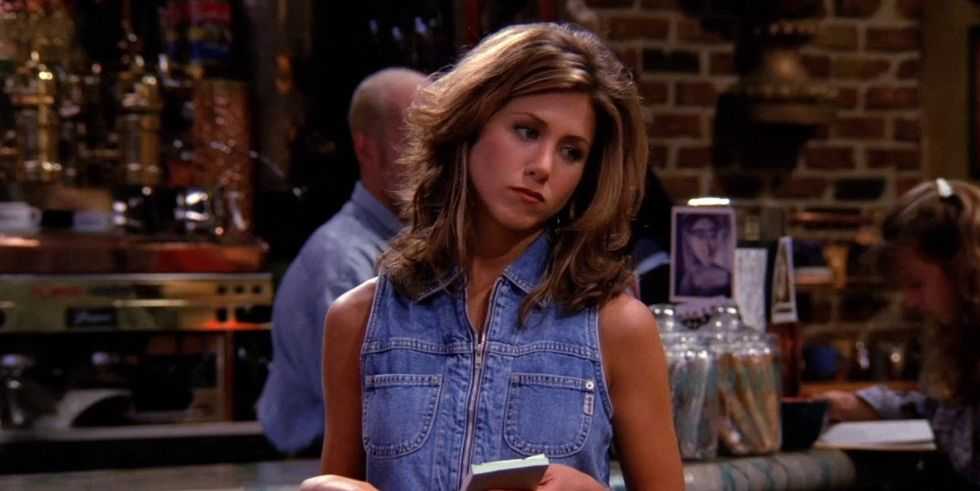 Jennifer Aniston nei panni di Rachel Green in "Friends". Photo Credits. cosmopolitan.com