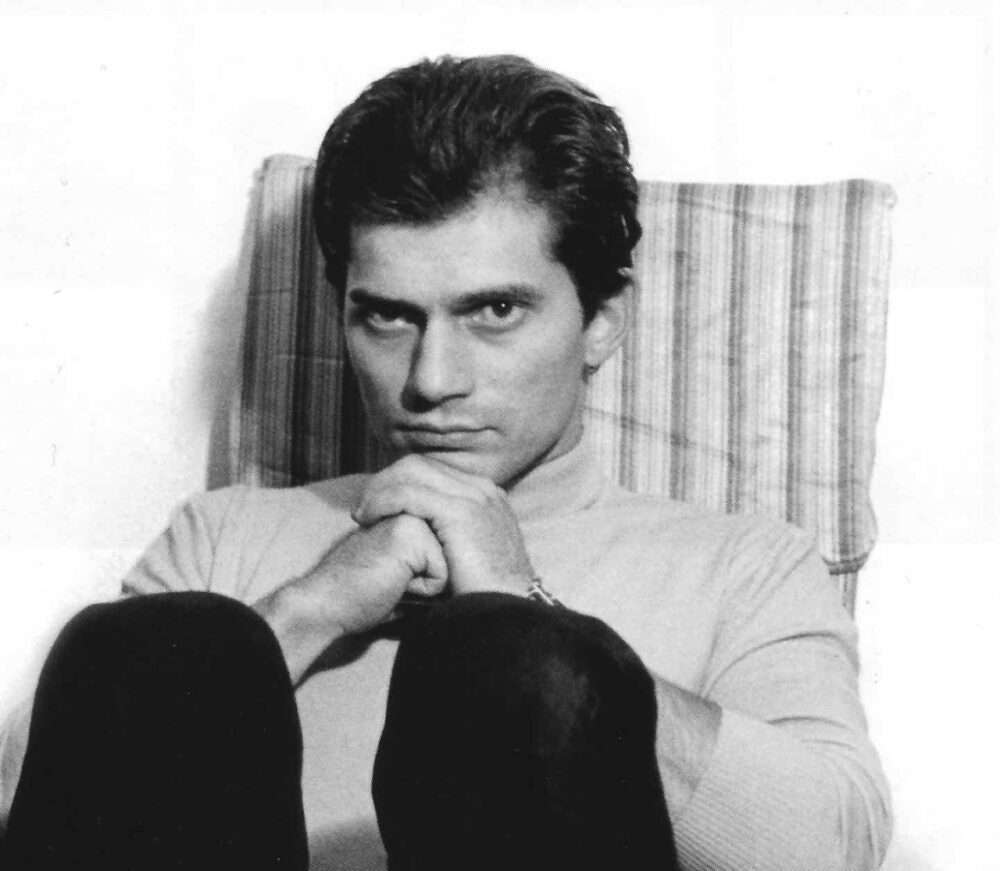 Luigi Tenco: ‘Come mi vedono gli altri’ e altre storie Luigi Tenco Copyright Duel.it
