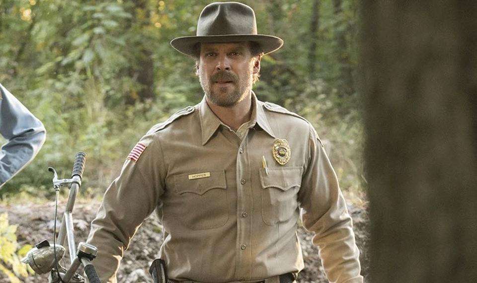 La star di ‘Stranger Things’ David Harbour rivela quando inizieranno le riprese della quinta stagione