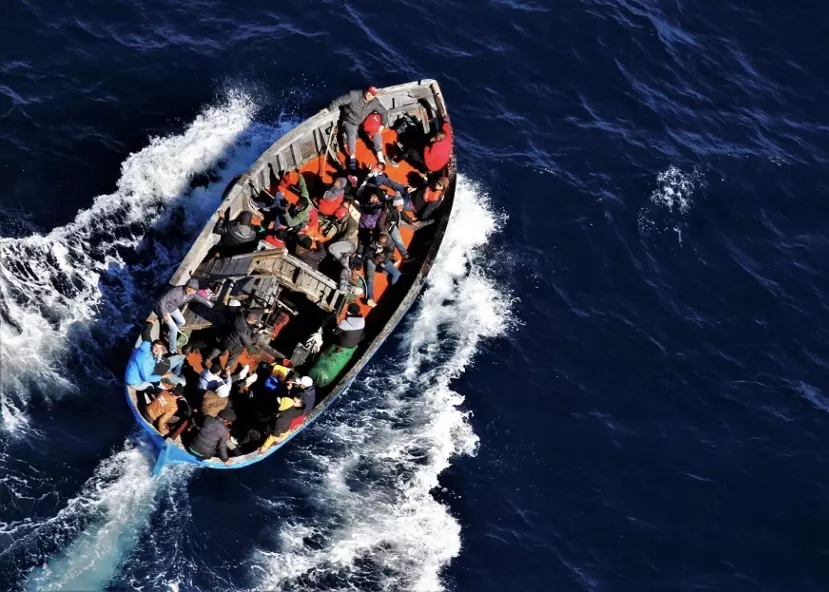 Migranti, nel Mediterraneo continua l’emergenza: da venerdì arrivati oltre 3mila