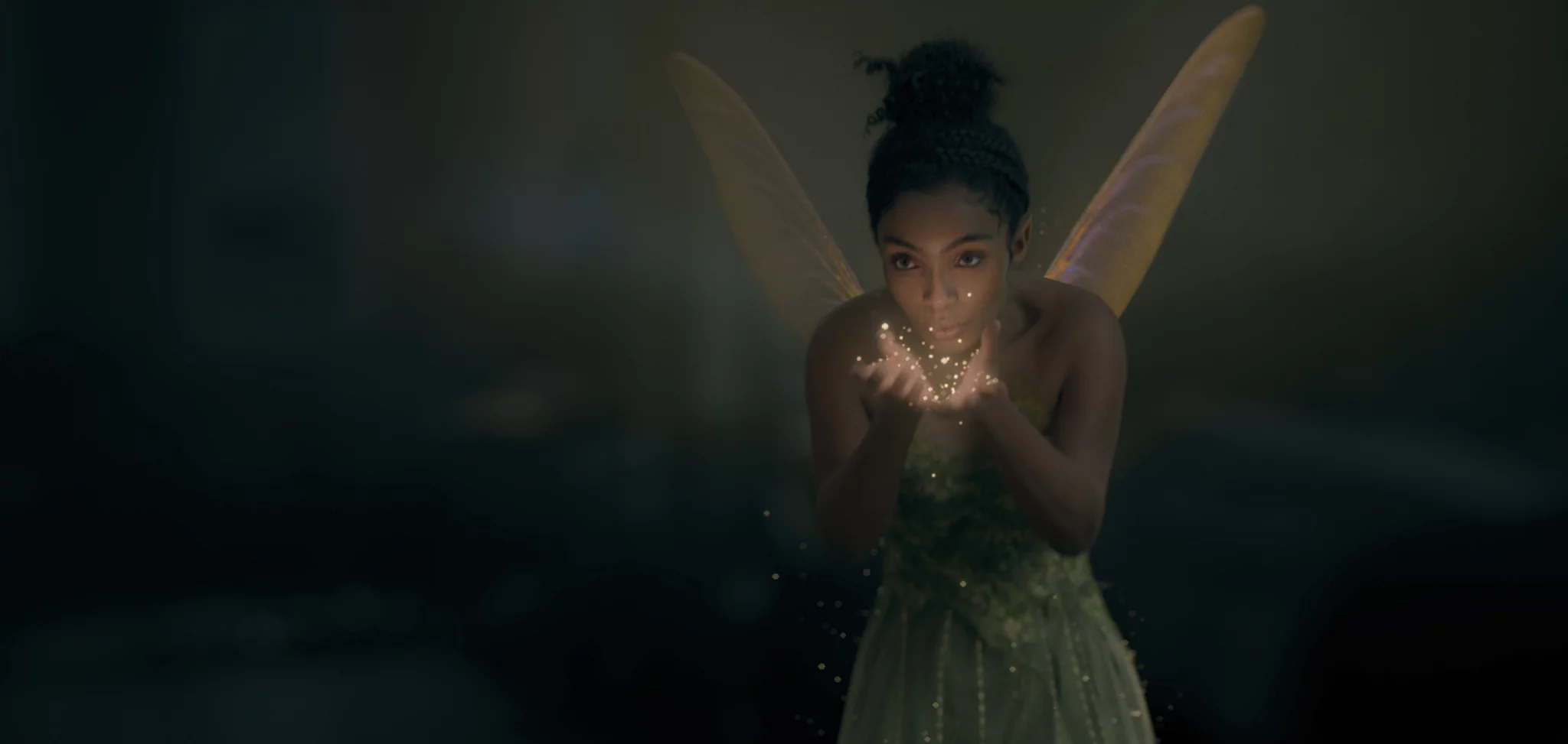 Peter Pan & Wendy: il nuovo trailer Disney con un inedito Jude Law nei panni di Capitan Uncino