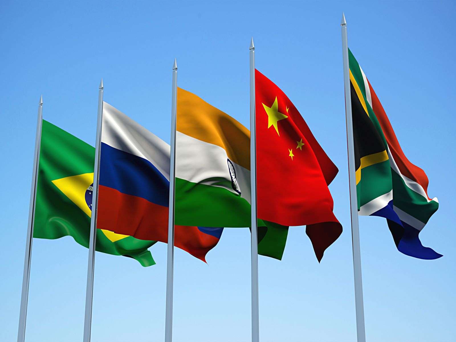 I BRICS: “Se Putin partecipa al vertice siamo costretti all’arresto”