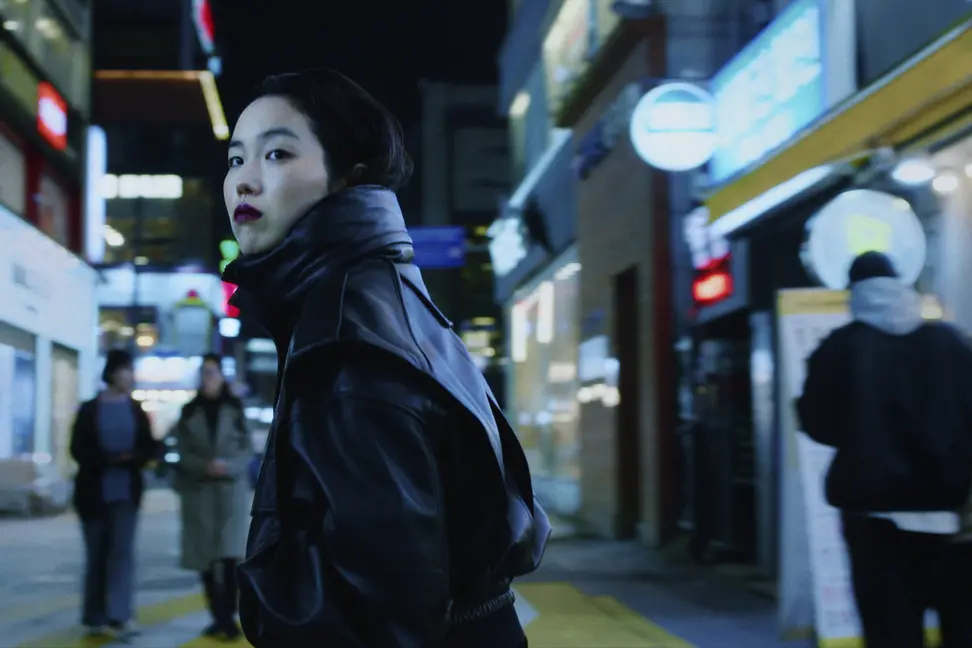 Park Ji-min in una scena del film "Ritorno a Seoul" di Davy Chou