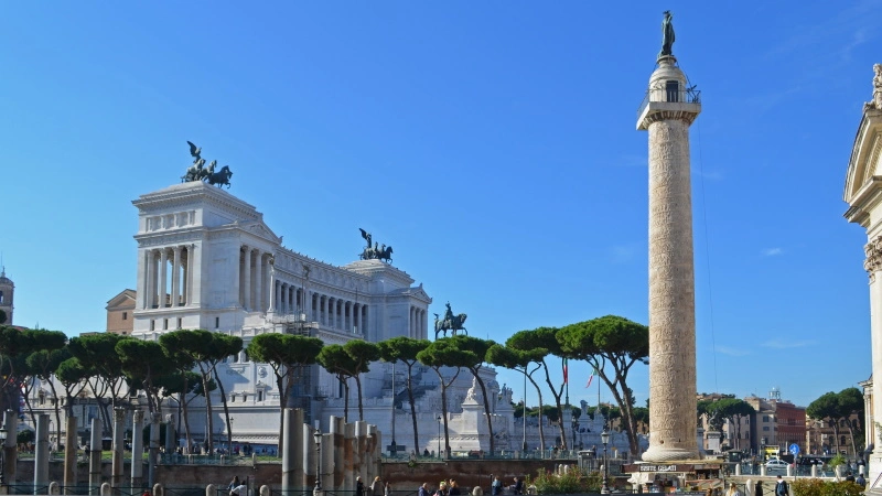 12 maggio 113 d.C.: inaugurazione della Colonna Traiana a Roma Colonna traiana a Roma ph credits https://www.turismoroma.it/it/luoghi/colonna-traiana