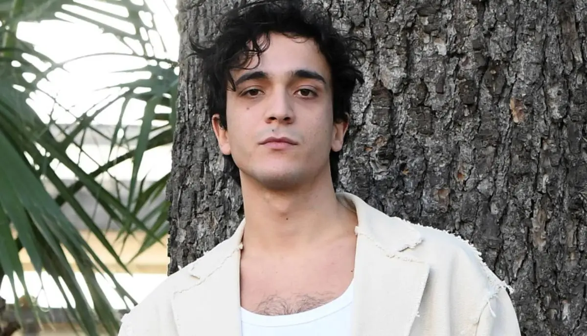 Tananai, auguri al ragazzino della musica italiana Tananai