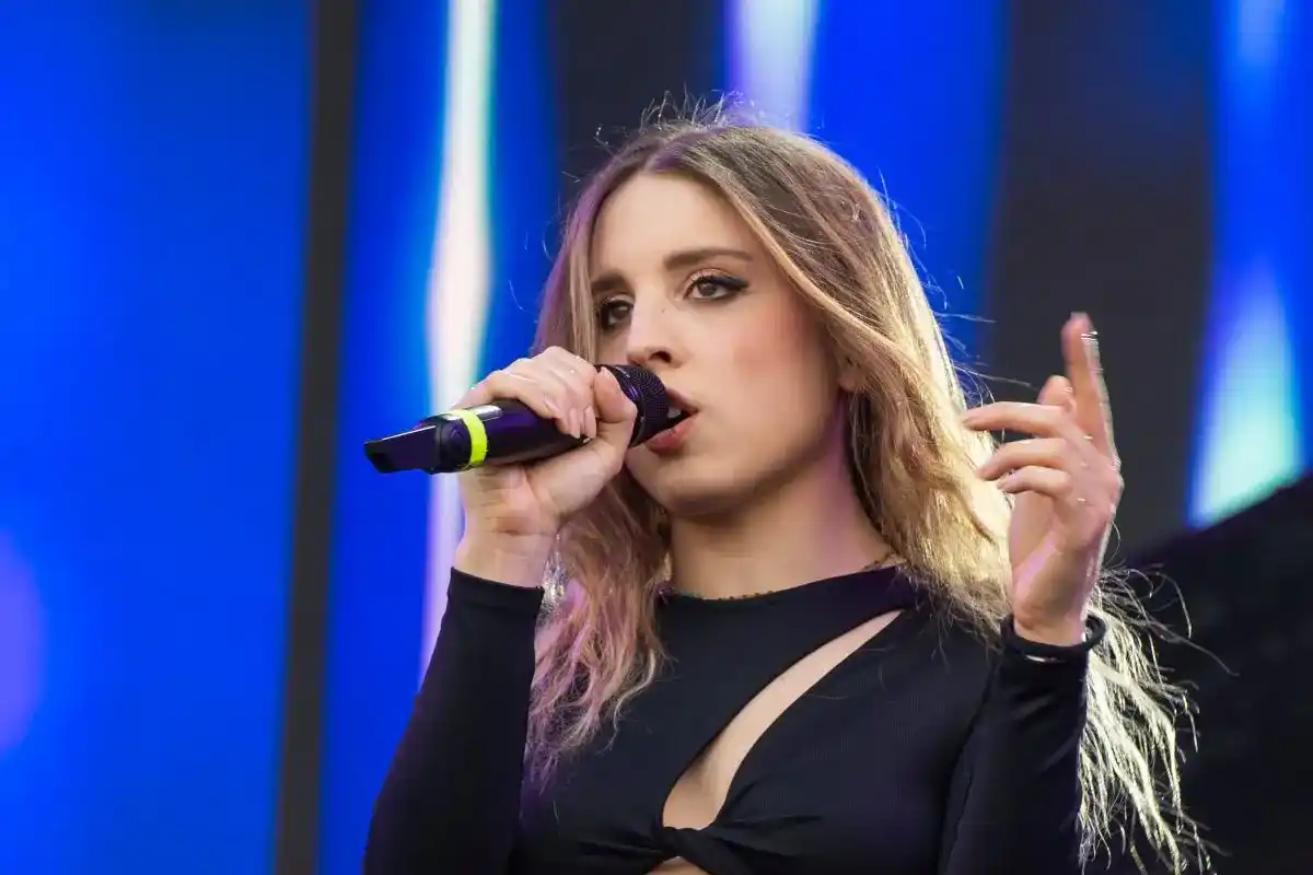 Angelina Mango per la prima volta in assoluto live: in autunno parte ”Voglia di Vivere Tour”