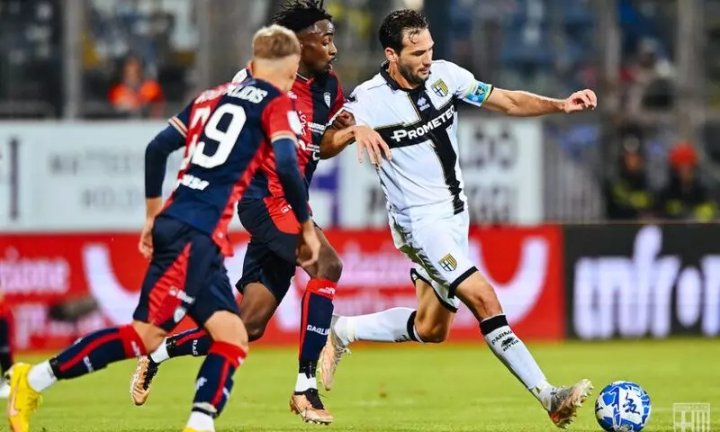 Parma Cagliari 0 0, playoff Serie B: sardi in finale contro il Bari
