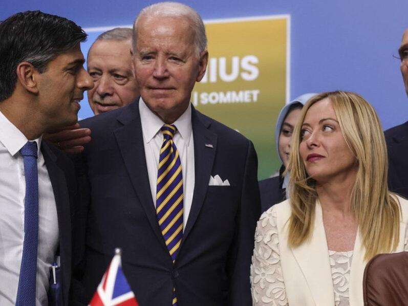 Incontro Meloni e Biden alla Casa Bianca, il dialogo per costruire una strategia comune Il dialogo tra Meloni e Biden- Photo Credits NewsBreak