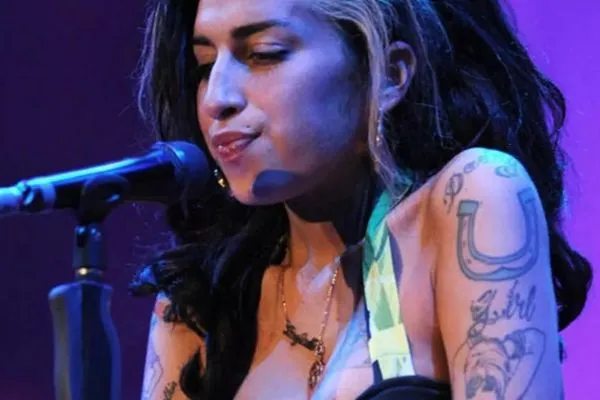 Ultimo concerto di Amy Winehouse - Photo Credits mirror.co.uk