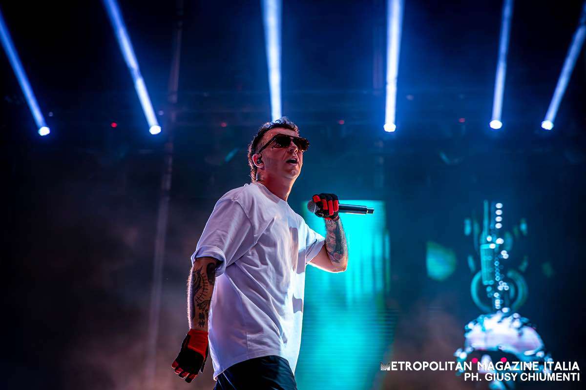 Salmo, rock e rap si incontrano in un live incandescente al Rock in Roma Salmo live Rock In Roma 13.07.2023 - Ph © Giusy Chiumenti