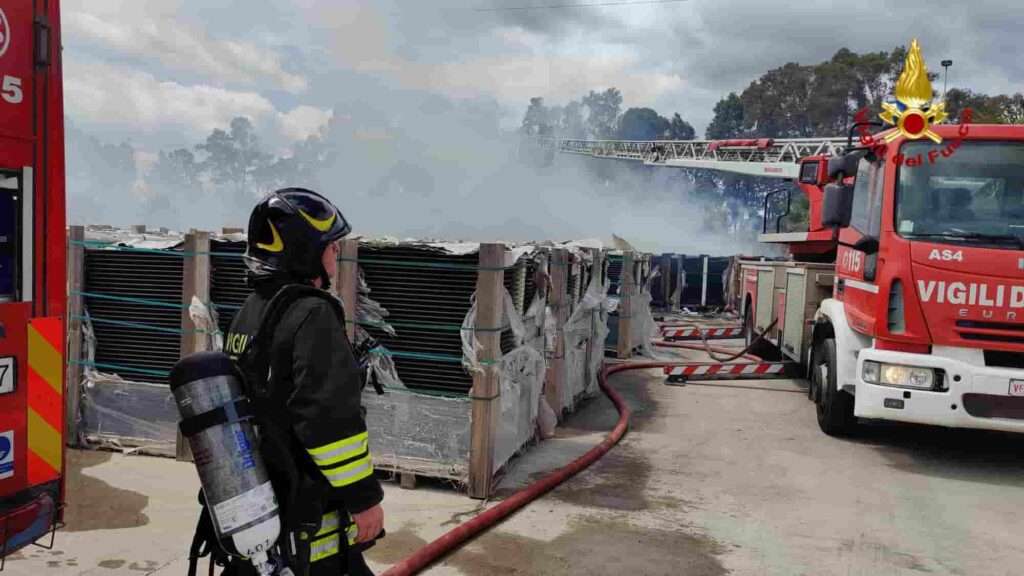 Incendio all'aeroporto di Catania- Photo Credits NewSicilia