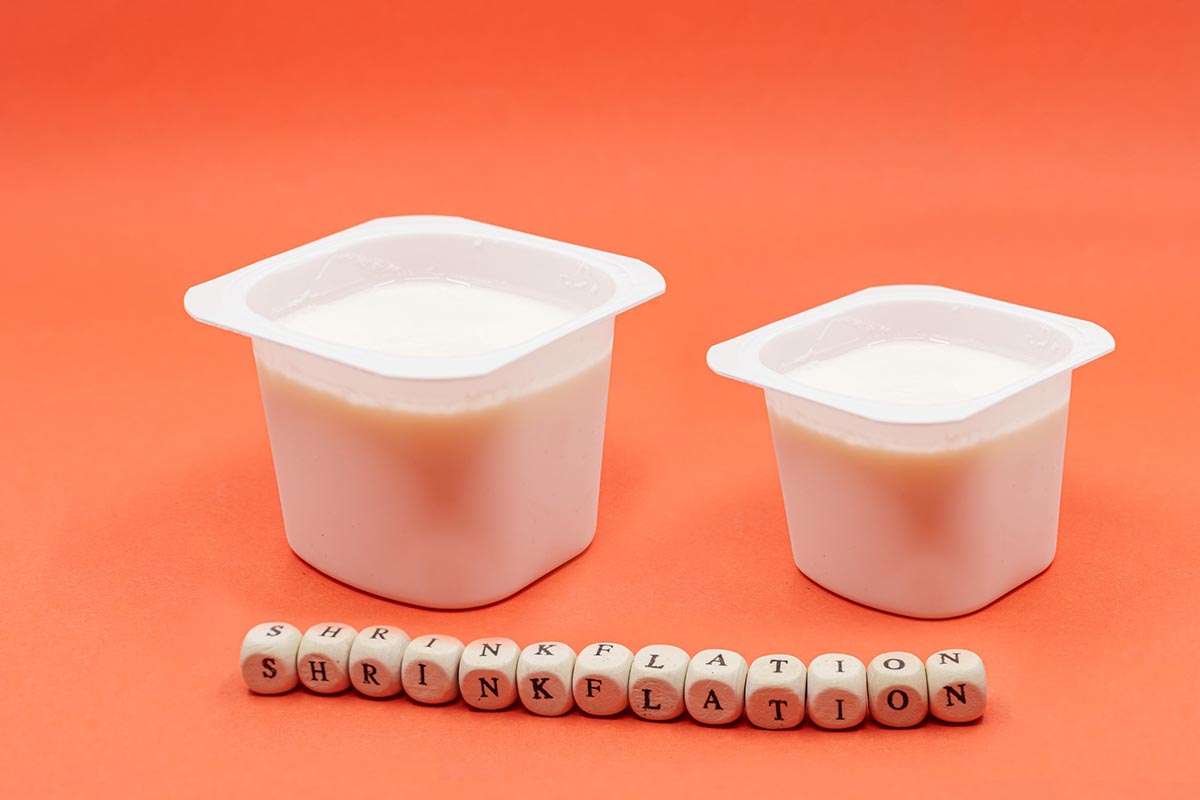 Shrinkflation, il fenomeno dilagante: le confezioni dei prodotti si riducono ma i prezzi restano invariati