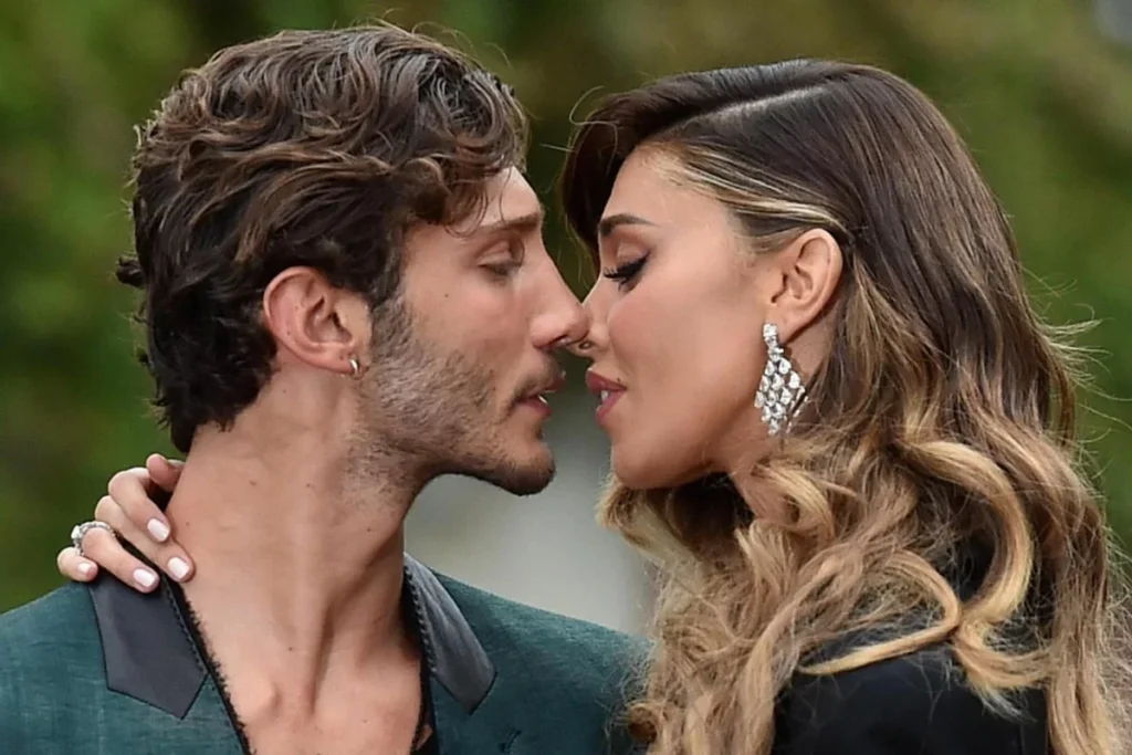 belen stefano le parole degli amici