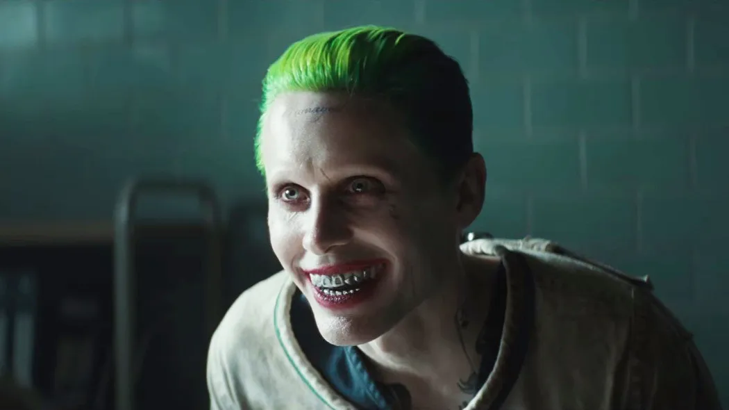Suicide Squad: una nuova foto del Joker di Jared Leto ci riporta nel 2016