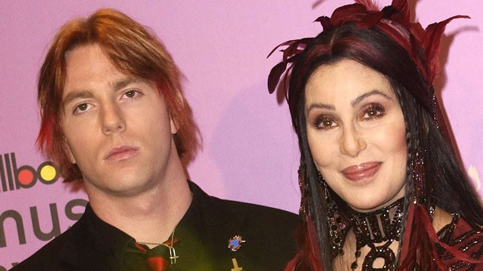 Cher accusata del rapimento del figlio: avrebbe ingaggiato quattro uomini per allontanarlo dalla moglie
