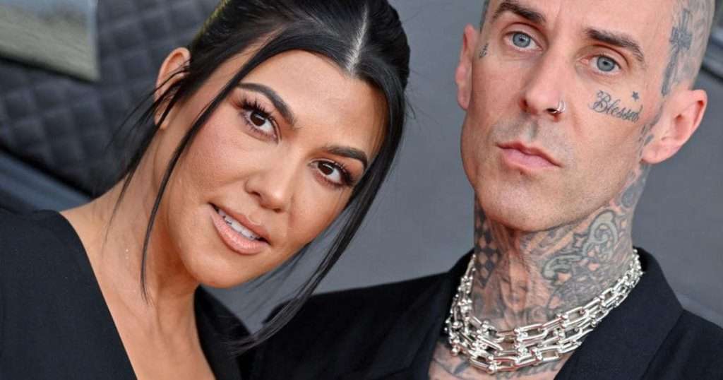 Kourtney Kardashian e Travis Barker- Photo Credits CBS News