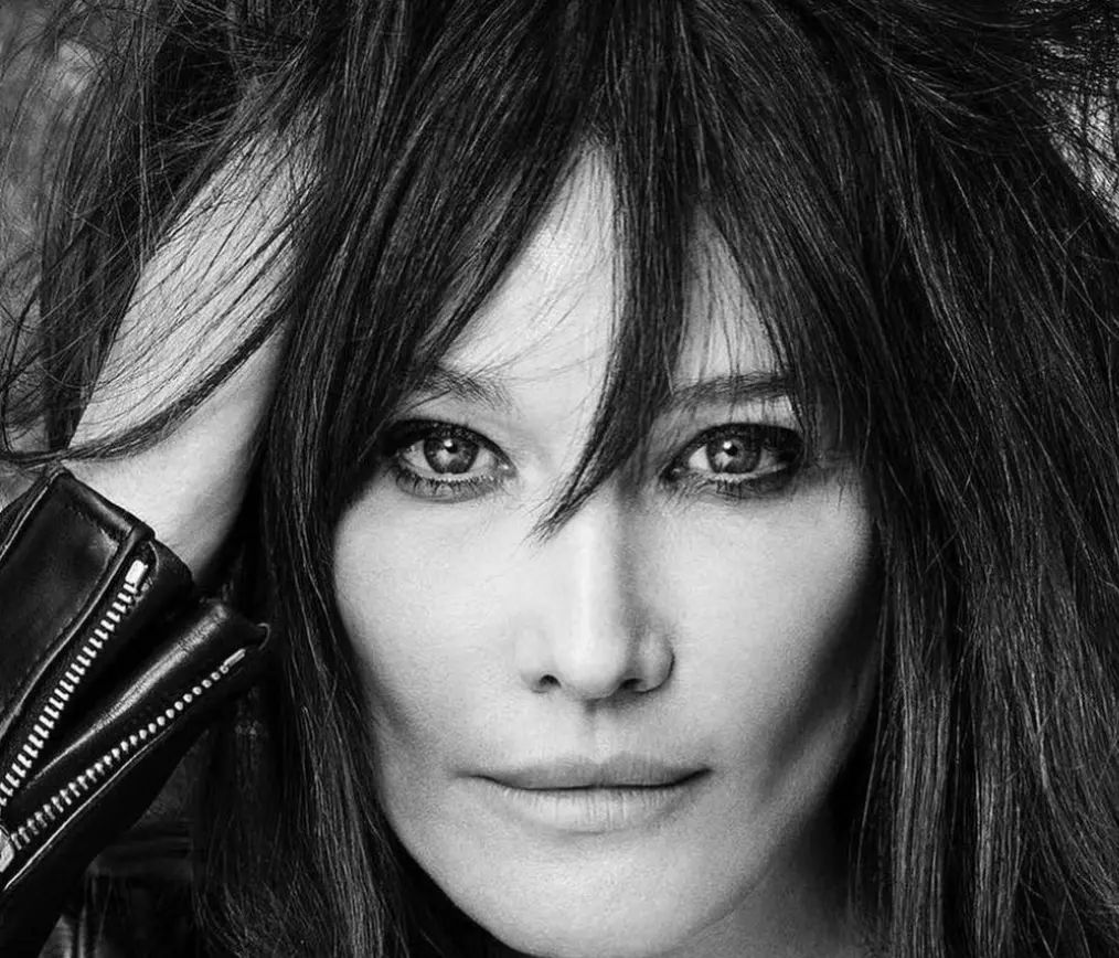 Carla Bruni  Instagram - Ph © Luigi And Iango