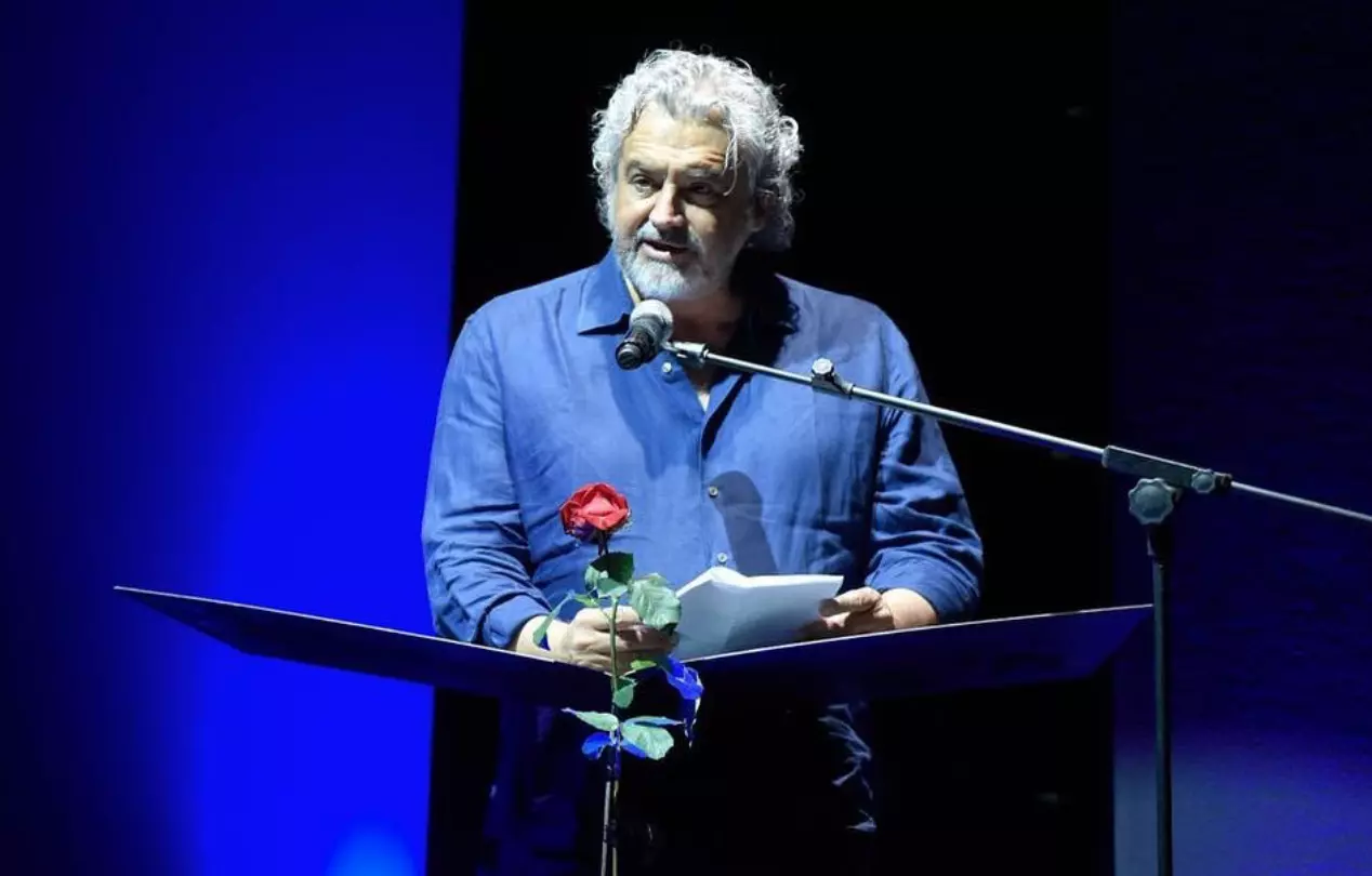 Edoardo Nesi, chi è la moglie Carlotta: “Il mio editore chiede a lei cosa pubblicare” Edoardo Nesi, chi è la moglie Carlotta