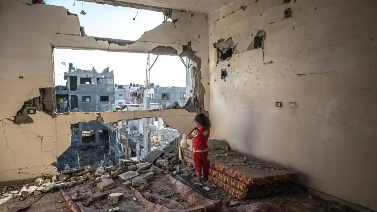 “Crisi senza precedenti”: ospedali di Gaza sono al collasso. 8000 morti, metà bambini