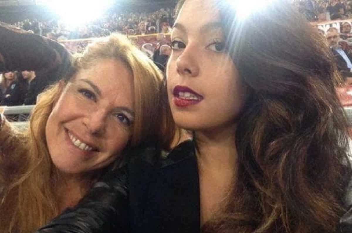 Carolina Russi, chi è la figlia di Anna Pettinelli: ”La amo alla follia, abbiamo un rapporto forte e viscerale”