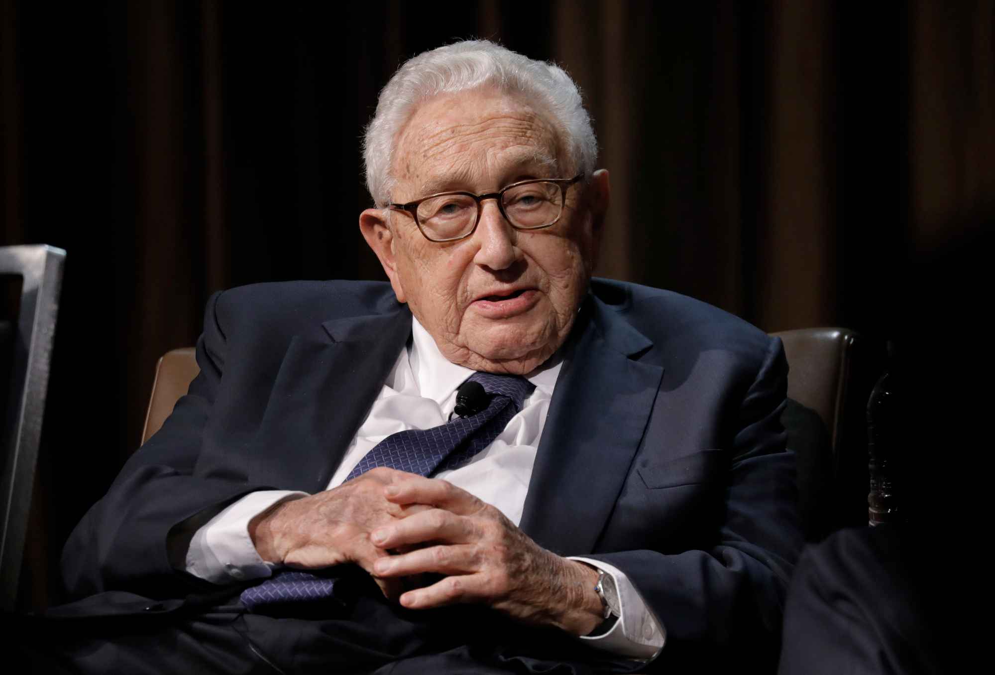 È morto Henry Kissinger, uno dei più potenti politici degli Stati Uniti