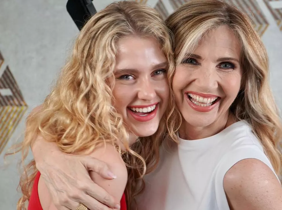 Isobel Kinnear e Lorella Cuccarini