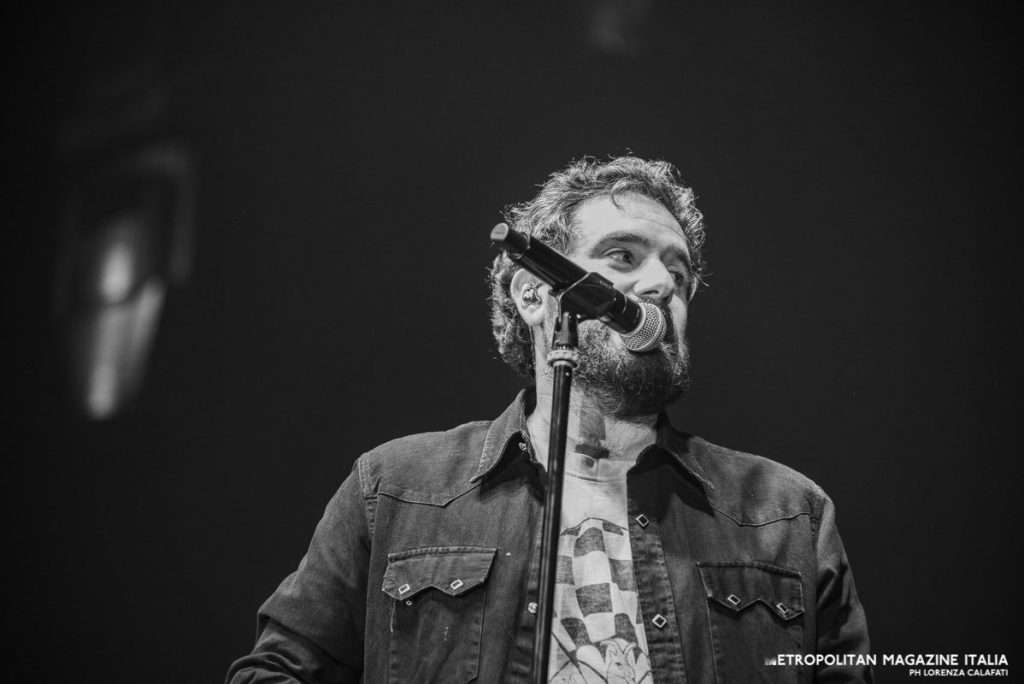 Tommaso Paradiso live Palapartenope Napoli 19.11.2023 - Ph © Lorenza Calafati