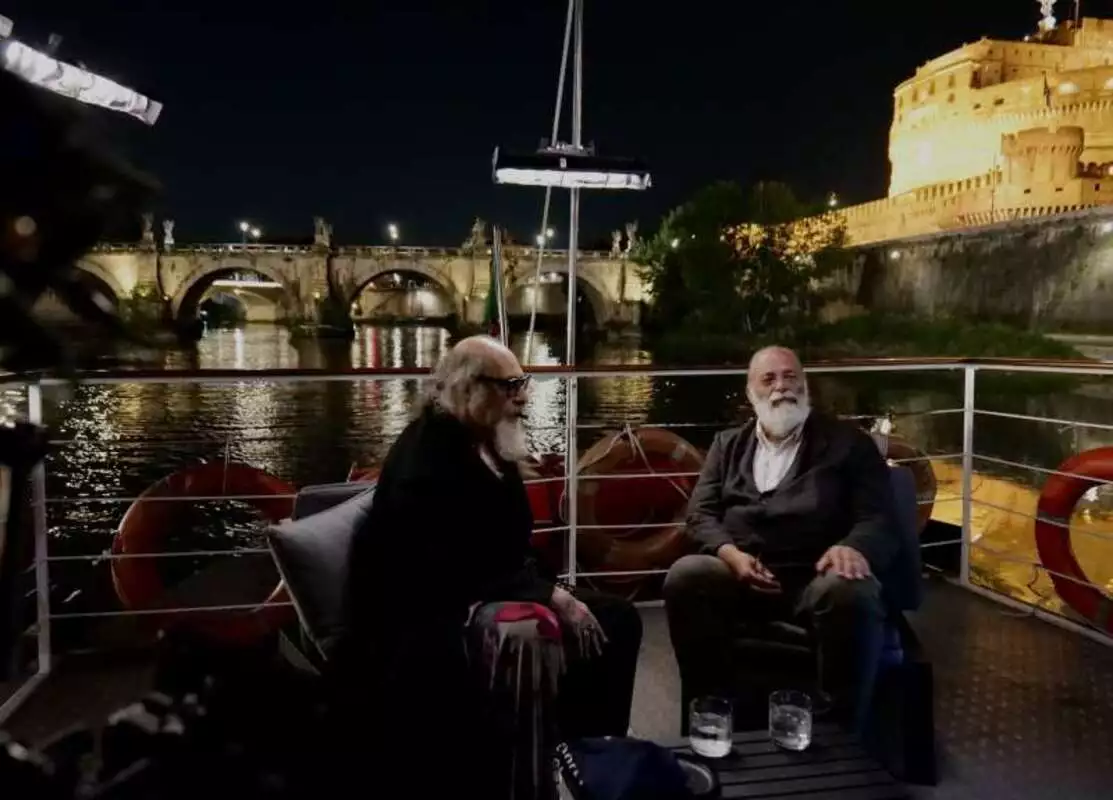 “Roma santa e dannata”: D’Agostino l’ultimo Cicerone del gossip